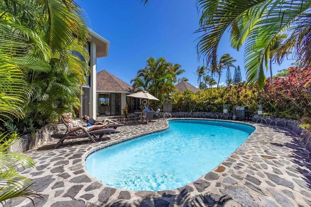 Waterfall House With Ocean Views In Haiku, Maui Huelo