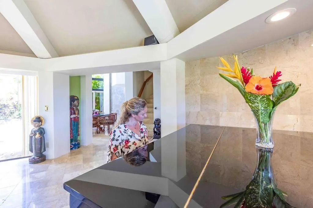 Waterfall House With Ocean Views In Haiku, Maui Huelo Villa
