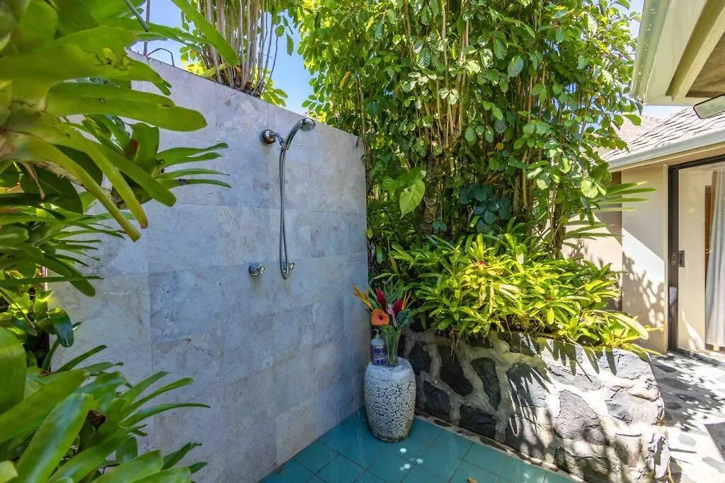 Villa Waterfall House With Ocean Views In Haiku, Maui Huelo